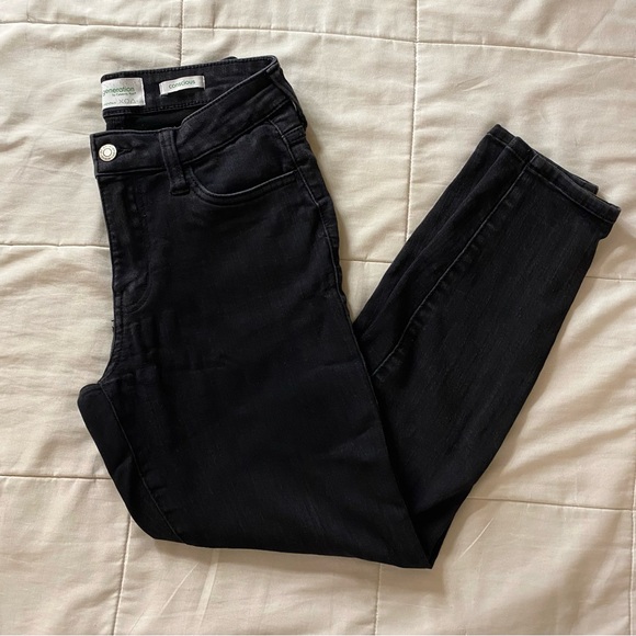 Women's Black Skinny ripped Jeans - Picture 1 of 5